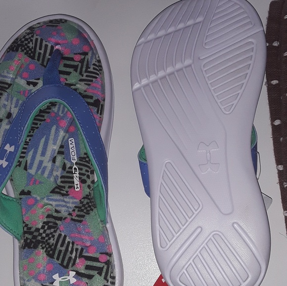 Under Armour sandals - Picture 3 of 3